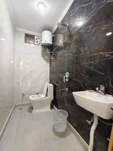 Image of 900 Sq.ft 3 BHK Builder Floor for rent in Govindpuri, New Delhi for Rs. 25000
