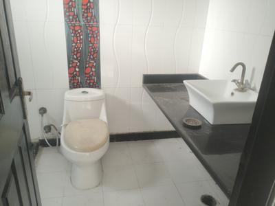 Image of 1650 Sq.ft 3 BHK Apartment / Flat for rent in Arihant Ambience, Crossings Republik, Ghaziabad for Rs. 25000