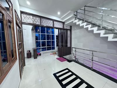 Hall Image of 1100 Sq.ft 9 BHK Independent House for sale in Kalli Pashchim Lucknow for Rs. 13000000
