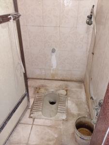 Bathroom Image of 1200 Sq.ft 2 BHK Apartment / Flat for rent in Kalyan East Kalyan for Rs. 20000