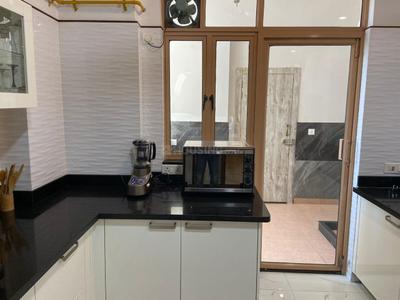 Kitchen Image of 2980 Sq.ft 4 BHK Apartment / Flat for rent in Adani Water Lily Ph 3 Towers A6 A7, Shantigram Ahmedabad for Rs. 140000