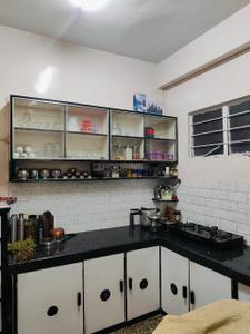 Kitchen Image of 1000 Sq.ft 2 BHK Apartment / Flat for rent in Salisbury Park Pune for Rs. 35000