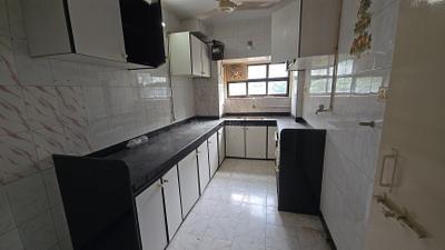 Kitchen Image of 1000 Sq.ft 2 BHK Apartment / Flat for rent in Kabra Maheshwari Nagar, Andheri East Mumbai for Rs. 68000