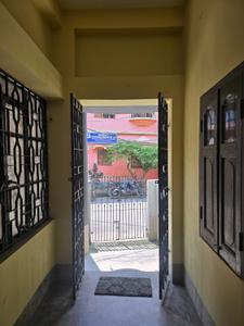 Balcony Image of 500 Sq.ft 1 BHK Independent House for rent in Mukundapur Kolkata for Rs. 7500