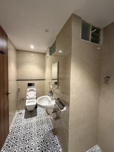 Image of 1700 Sq.ft 2 BHK Apartment / Flat for rent in Cox Town, Bengaluru for Rs. 90000