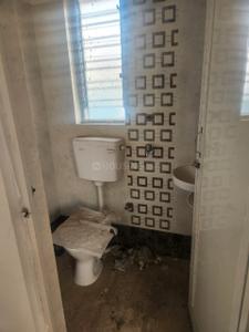 Bathroom Image of 800 Sq.ft 2 BHK Apartment / Flat for sale in Kamdahari Kolkata for Rs. 3600000
