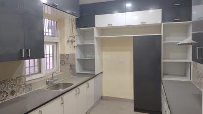 Kitchen Image of 2250 Sq.ft 3 BHK Builder Floor for sale in Ansal Esencia Sector 67, Sector 67 Gurgaon for Rs. 18000000