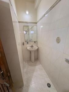 Bathroom Image of 1850 Sq.ft 3 BHK Apartment / Flat for rent in Lalpur Ranchi for Rs. 30000