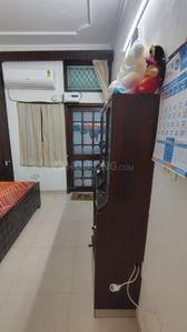 Bedroom Image of 800 Sq.ft 1 BHK Builder Floor for rent in Sector 49 Noida for Rs. 24000