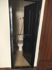 Bathroom Image of 950 Sq.ft 2 BHK Apartment / Flat for sale in Prateek Laurel, Sector 120 Noida for Rs. 10500000