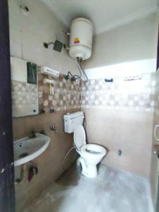 Image of 2000 Sq.ft 2 BHK Apartment / Flat for rent in Sultanpur, New Delhi for Rs. 20000