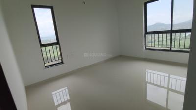 Bedroom Image of 974 Sq.ft 2 BHK Apartment / Flat for sale in Shapoorji Pallonji Sensorium Phase I, Maan Pune for Rs. 10700000