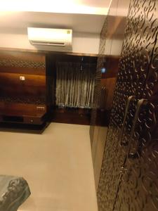 Bathroom Image of 1536 Sq.ft 3 BHK Apartment / Flat for sale in Chembur Mumbai for Rs. 43000000