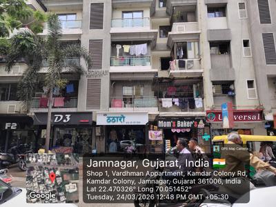 Image of 1700 Sq.ft 3 BHK Apartment / Flat for rent in Kamdar Colony, Jamnagar for Rs. 30000