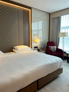 Bedroom Image of 1800 Sq.ft 3 BHK Apartment / Flat for sale in Satyamev Vista II, Ognaj Ahmedabad for Rs. 13500000