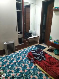 Bedroom Image of 1300 Sq.ft 4 BHK Builder Floor for rent in Sector 3 Rohini New Delhi for Rs. 47000