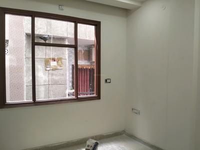 Bedroom Image of 580 Sq.ft 2 BHK Builder Floor for sale in Shastri Nagar New Delhi for Rs. 4900000