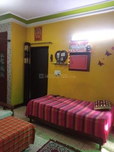 Bedroom Image of 750 Sq.ft 1.5 BHK Apartment / Flat for rent in Kaushambi Ghaziabad for Rs. 25000