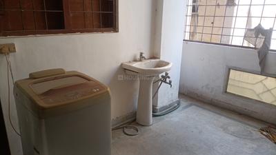 Image of 1600 Sq.ft 3 BHK Apartment / Flat for rent in Husainganj, Lucknow for Rs. 43000