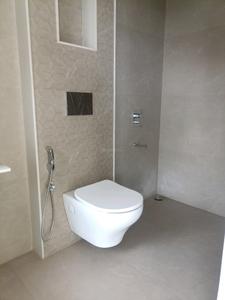 Regency Crest Attached Bathroom with Bedroom Three 4