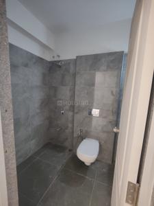 Bathroom Image of 1755 Sq.ft 3 BHK Apartment / Flat for rent in Vishwanath Maher Select, Shela Ahmedabad for Rs. 25500