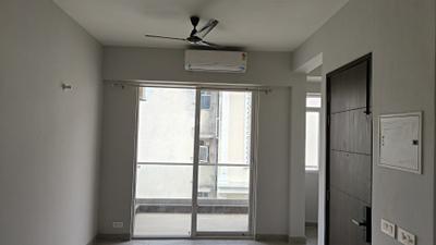 Living Room Image of 1190 Sq.ft 3 BHK Builder Floor for rent in Signature Global City 92, Sector 92 Gurgaon for Rs. 27200