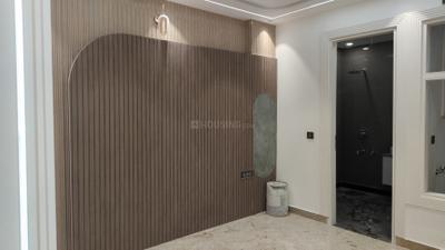 Bedroom Image of 2100 Sq.ft 4 BHK Builder Floor for sale in Kaushambi Ghaziabad for Rs. 32000000