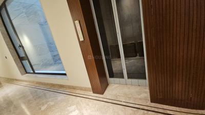 Image of 4500 Sq.ft 4 BHK Builder Floor for sale in Green Park Extension, New Delhi for Rs. 200000000