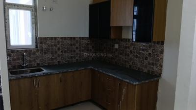 Kitchen Image of 1470 Sq.ft 2 BHK Apartment / Flat for rent in Ansal Aquapolis, Chipiyana Buzurg Ghaziabad for Rs. 15000