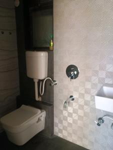 Common Bathroom Image of 652 Sq.ft 1 BHK Apartment / Flat for sale in Dombivli East Thane for Rs. 3900000
