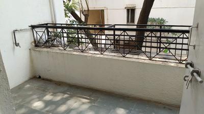 Living Room Image of 650 Sq.ft 1 BHK Apartment / Flat for rent in Anand Nagar, Sinhagad Road Pune for Rs. 21000