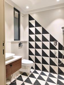 Common Bathroom Image of 1850 Sq.ft 3.5 BHK Builder Floor for sale in Sector 60 Gurgaon for Rs. 36500000