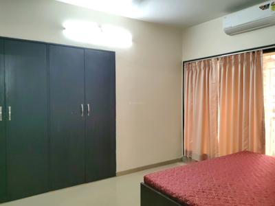 Bedroom Image of 2200 Sq.ft 4 BHK Apartment / Flat for sale in Oberoi Eternia Towers A to D, Mulund West Mumbai for Rs. 80000000