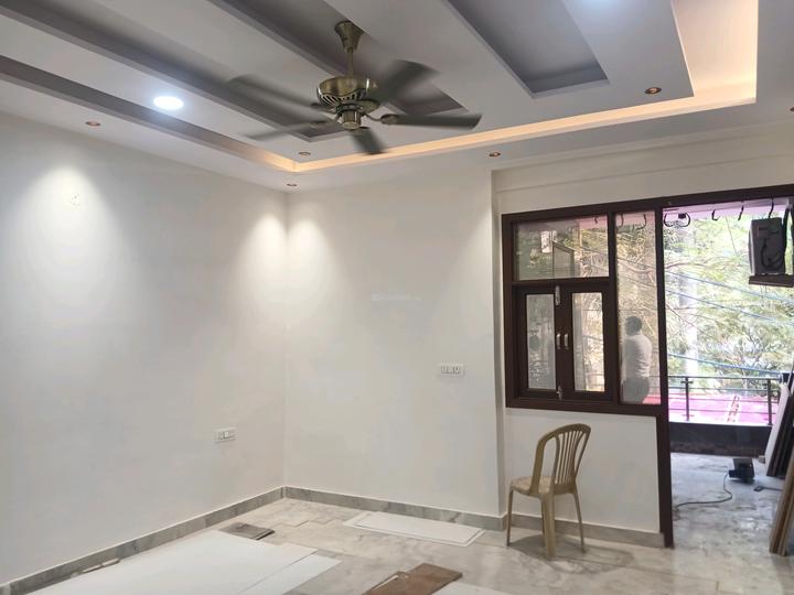 Sharda Puri, Ramesh Nagar Main Image 1