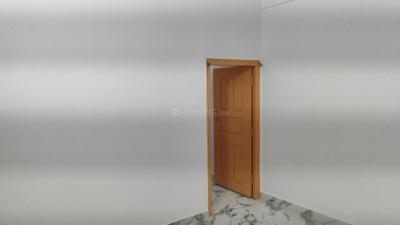 Bedroom Image of 650 Sq.ft 2 BHK Independent House for rent in Airport Gate no. 1 Kolkata for Rs. 7500