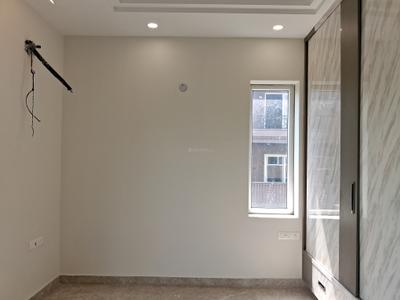 Bedroom Image of 1800 Sq.ft 3 BHK Builder Floor for sale in Paschim Vihar New Delhi for Rs. 35000000