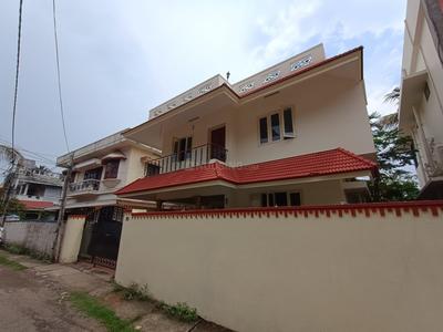 4 BHK Independent House