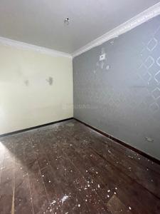 Bedroom Image of 720 Sq.ft 2 BHK Builder Floor for rent in Shalimar Bagh New Delhi for Rs. 27000