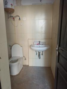 Image of 1750 Sq.ft 3 BHK Apartment / Flat for rent in Orris Greenopolis, Sector 89, Gurgaon for Rs. 33000