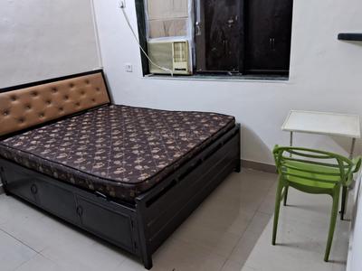 Bedroom Image of 650 Sq.ft 1 BHK Apartment / Flat for sale in Andheri West Mumbai for Rs. 20000000