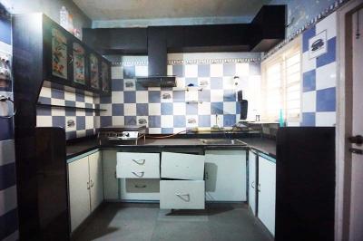 Kitchen Image of 1710 Sq.ft 3 BHK Apartment / Flat for sale in Satellite Ahmedabad for Rs. 13500000