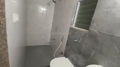Bathroom Image of 550 Sq.ft 1 BHK Apartment / Flat for rent in Taloja Navi Mumbai for Rs. 9000