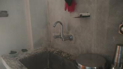 Kitchen Image of 650 Sq.ft 2 BHK Independent House for rent in Kankarbagh Patna for Rs. 12000