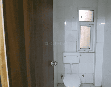 Bathroom Image of 1230 Sq.ft 3 BHK Apartment / Flat for sale in Strategic Royal Court, Noida Extension Greater Noida for Rs. 9500000
