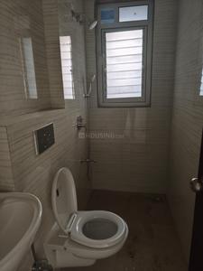 Bathroom Image of 900 Sq.ft 2 BHK Apartment / Flat for sale in Hubtown Rising City, Ghatkopar East Mumbai for Rs. 16000000