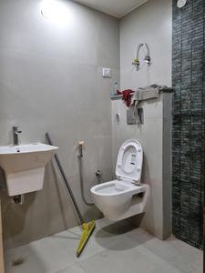 Common Bathroom Image of 1000 Sq.ft 3 BHK Apartment / Flat for sale in Saarthi Affordable Homes, Uttam Nagar New Delhi for Rs. 7251000