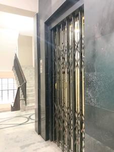 Lift Image of 875 Sq.ft 2 BHK Apartment / Flat for sale in Benepukur Kolkata for Rs. 3300000