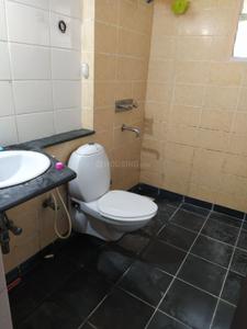 Bathroom Image of 2000 Sq.ft 3.5 BHK Apartment / Flat for rent in Mahadevapura Bengaluru for Rs. 75000
