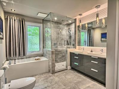 Bathroom Image of 1450 Sq.ft 3 BHK Apartment / Flat for sale in Rustomjee Crown, Prabhadevi Mumbai for Rs. 100000000