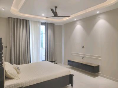 Bedroom Image of 2682 Sq.ft 4 BHK Builder Floor for sale in BPTP District, Sector 81 Faridabad for Rs. 33000000